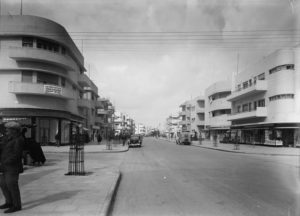 Rue Dizengoff dans les années 1930